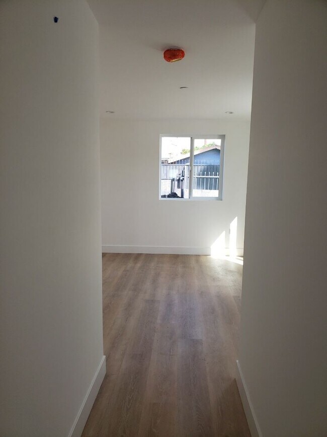 Photo - 79(845) Unit 79(845F)