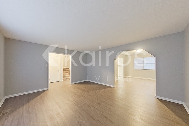 Photo - 5721 Old Hickory Rd