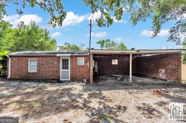 Building Photo - 1926 Howard Ave Unit B