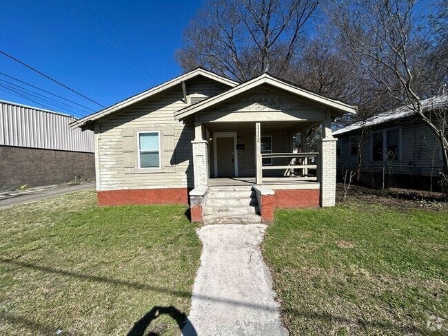 Building Photo - 1112 Elm Ave Unit 1 (FRONT) Rental