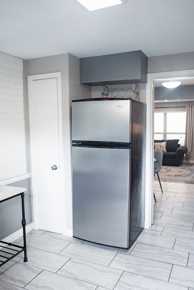 Photo - 10216 Regal Oaks Dr Unit A