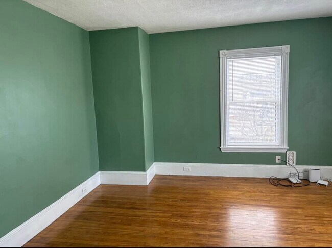 9 Haskell St Unit 2nd floor