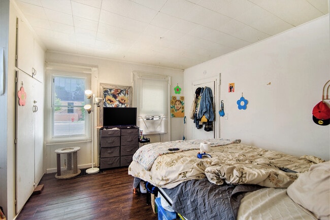 Photo - 428 S Division St Unidad 1