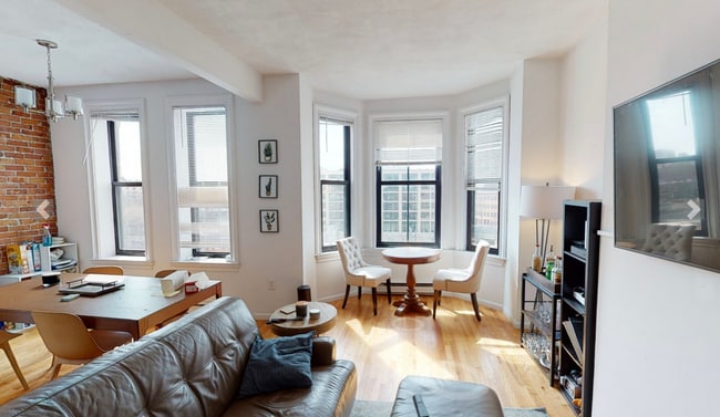 Photo - 11 Cortes St