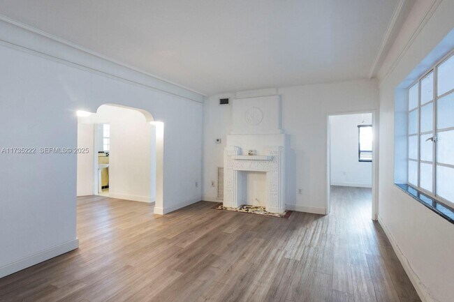 Building Photo - 1610 Pennsylvania Ave Unit 1