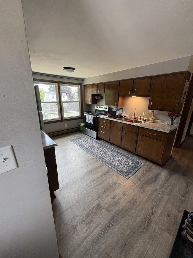 Photo - 161 Plummer Ave