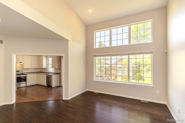 Photo - 41859 Mitchell Rd Unit 16