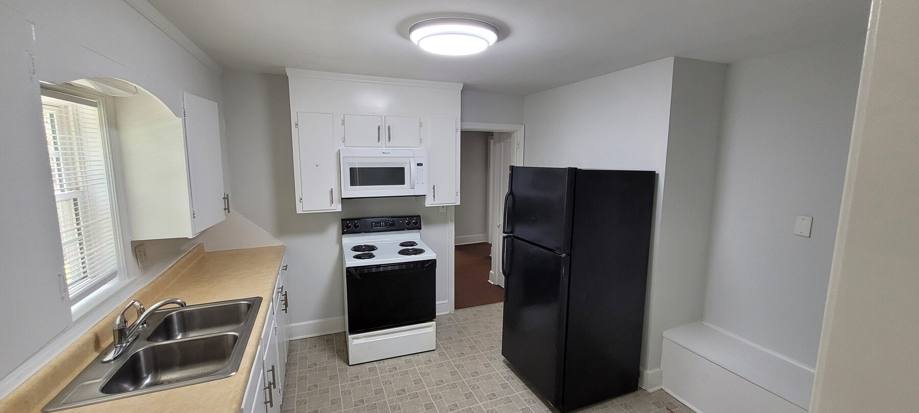 Photo - 3008 Peebles Dr