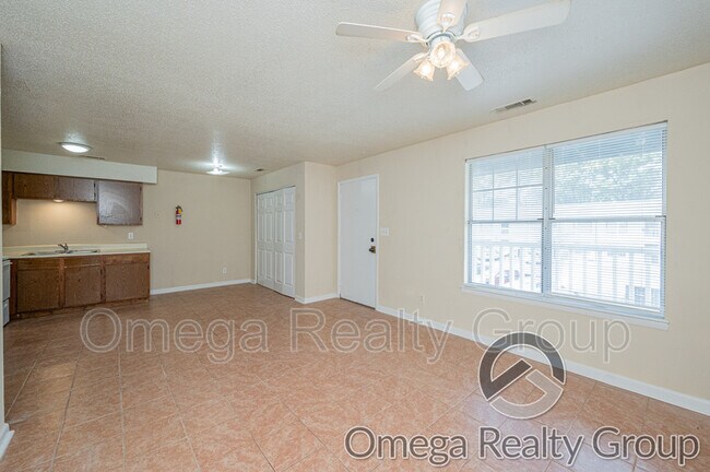 Photo - 3328 Meridian St N Unit Apt 214