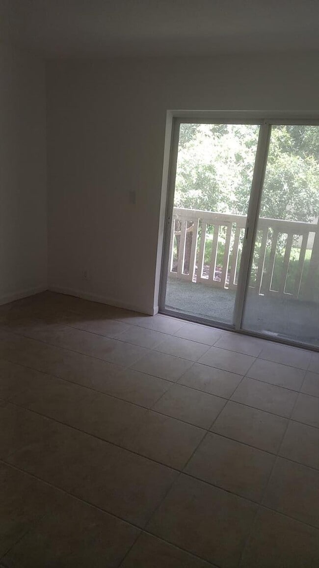Photo - 4165 SW 67th Ave Unit 208B