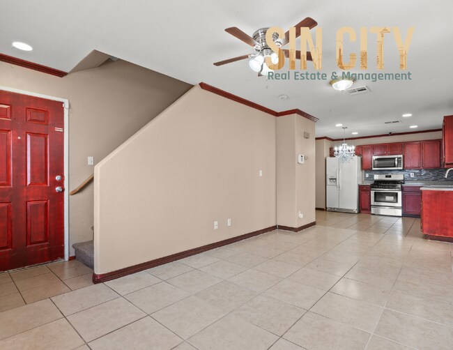 "Charming 3Bedroom Retreat on Paradise Sk... Apartment Las Vegas, NV