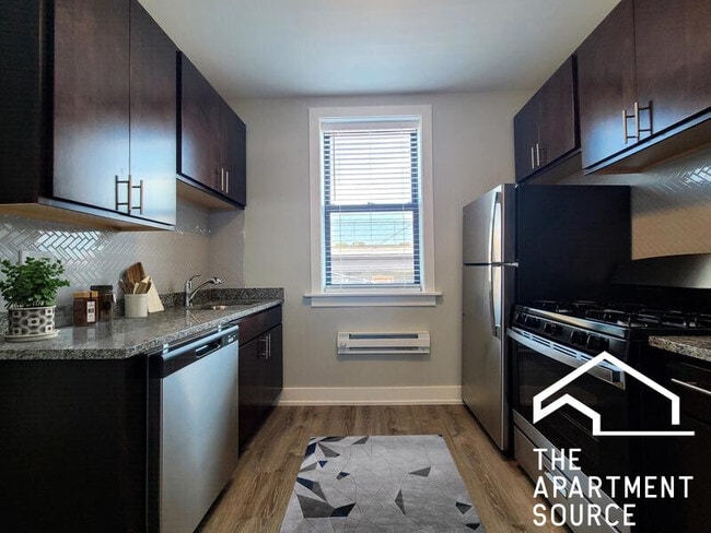 Photo - 4419 N Wolcott Ave Unidad A3 Rental