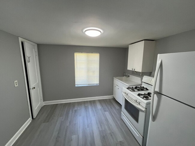 Photo - 2931 Howard Ave Unit D