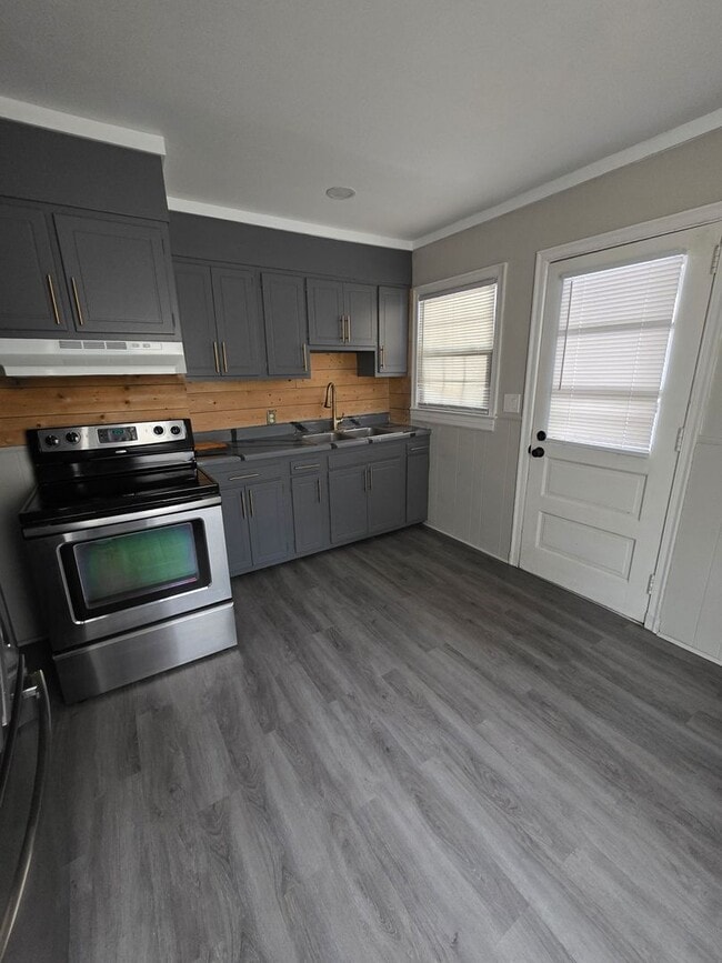 Photo - Totally Remodeled! Looks Fantastic!