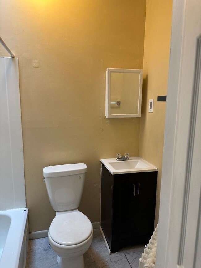 2203 N Charles St Unit 3