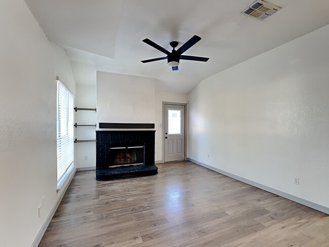 Photo - 10304 Blackjack Oaks Dr