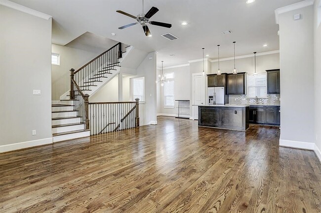 Photo - 1057 W 25th St Unit A