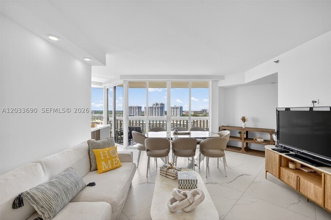 Photo - 1000 E Island Blvd Unit 1410