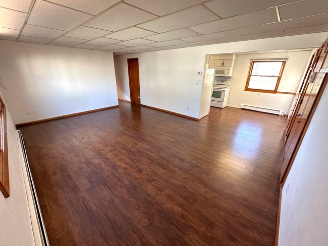 Photo - 2-bedroom 1 bedroom in Ellendale - Garage included! Unit EBE #1