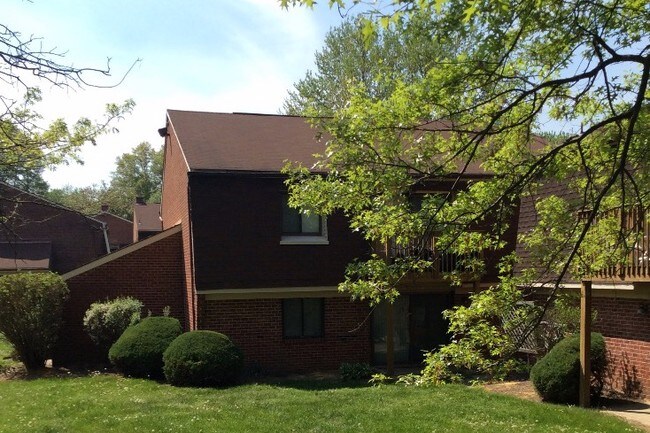 423 Lawrence Rd Unit 608