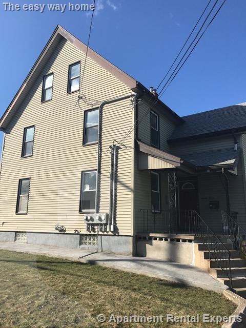 Building Photo - 25 Fourth St Unit #2