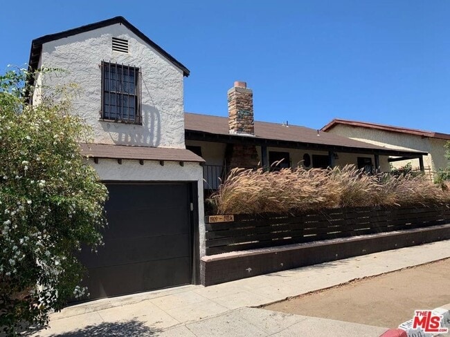 Building Photo - Longwood Apartments...Beautiful 1 bedroom ... Unit 1911 1/2
