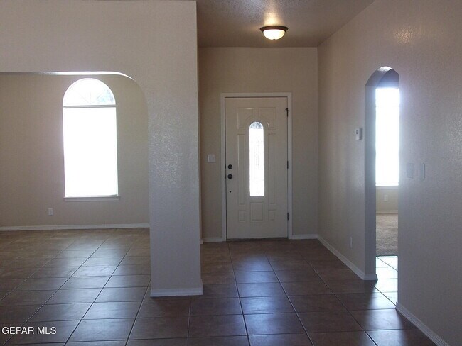 Photo - 5823 Manchester Dr