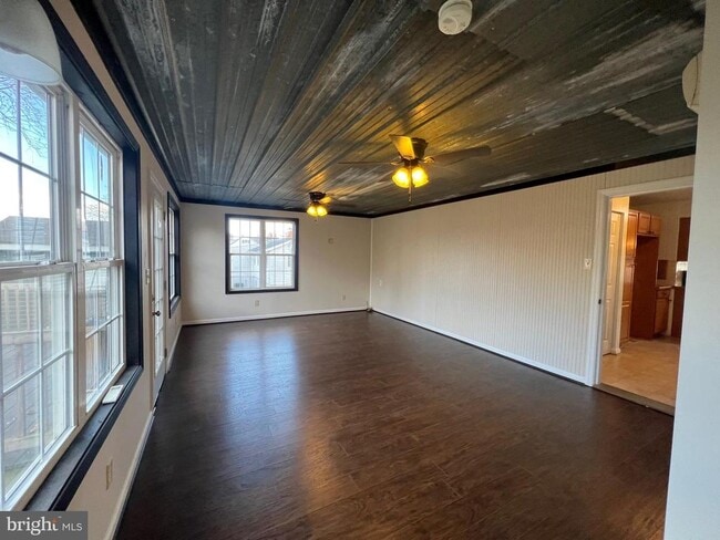 Photo - 2712 Canada Hill Rd