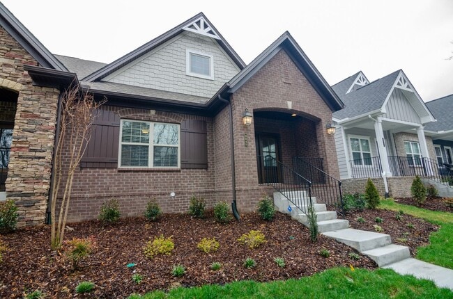 Photo - 2045 Moultrie Cir