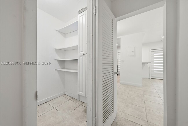 7434 Harding Ave Unit 9