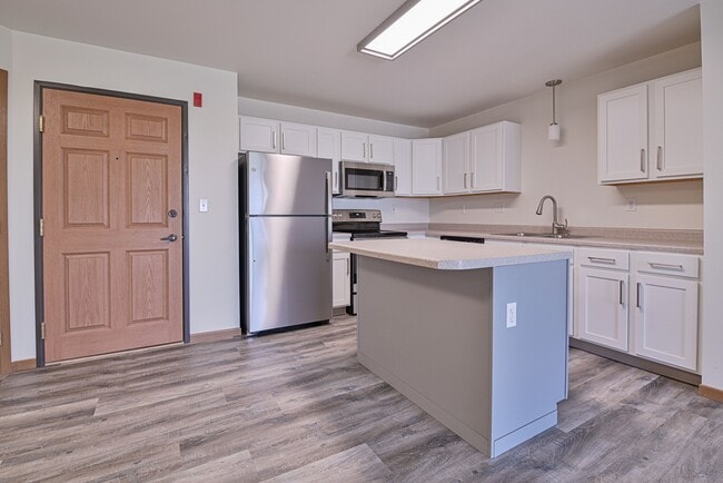 West Ridge Apartments