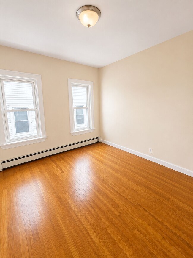 Photo - 118 Vernal St Unit 2