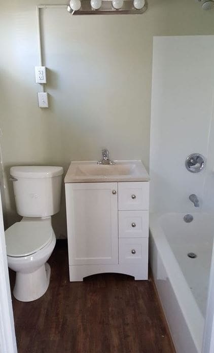 Photo - 415 Montana Ave