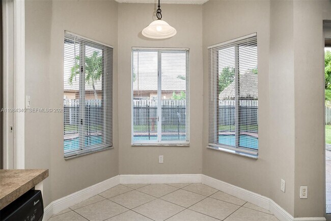 Photo - 13233 SW 203rd St