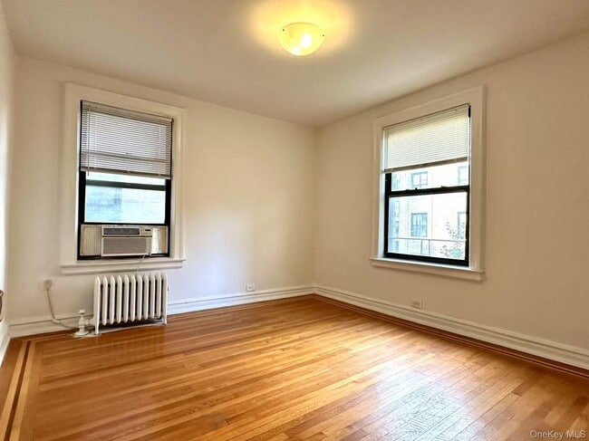 Photo - 70 Haven Ave Unidad 4A