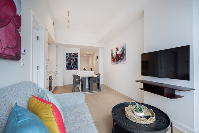 Photo - 815 Rue de la Montagne Unité SI ID1261851P