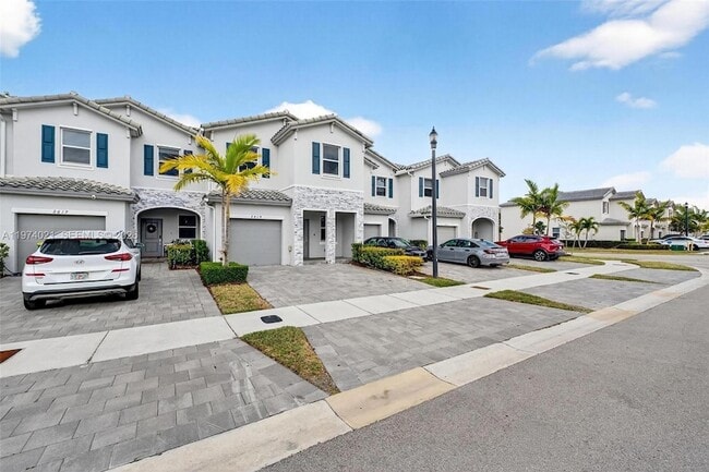 Photo - 2619 SE 11th St