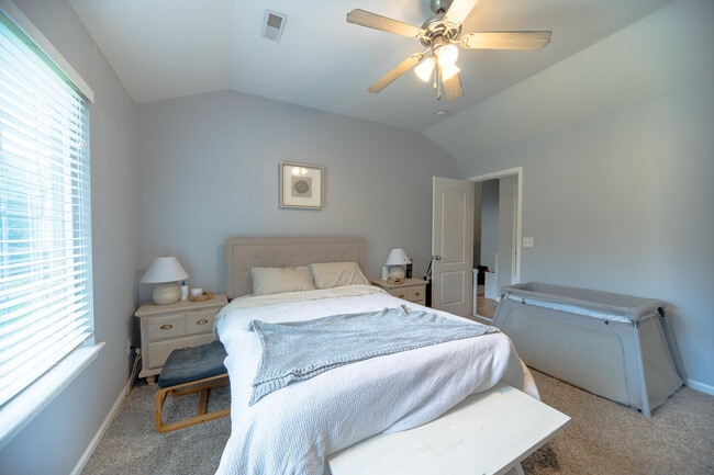 Photo - 5104 Opal Dr