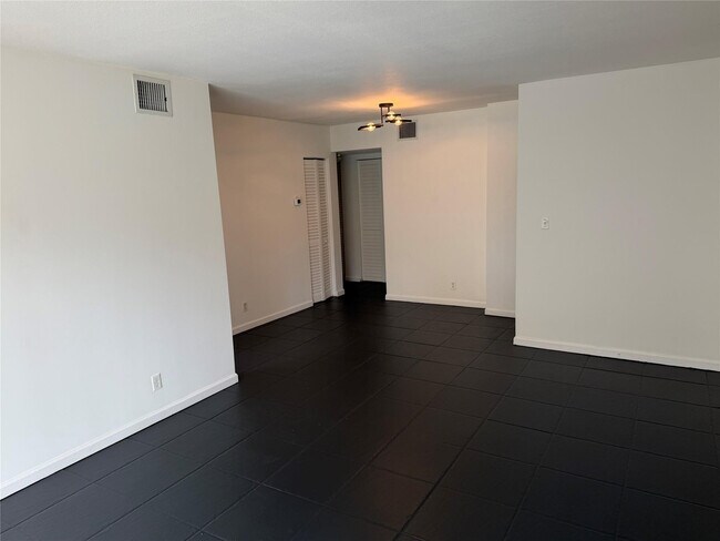 Photo - 2964 NW 55th Ave Unit 1A