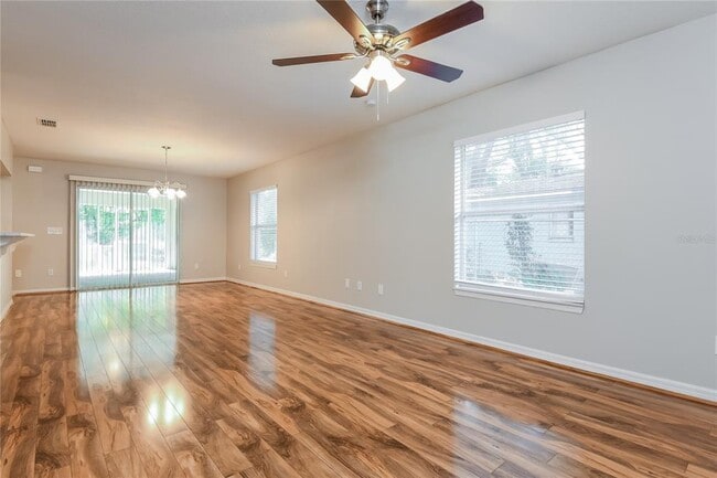 Photo - 2523 Yale Ave