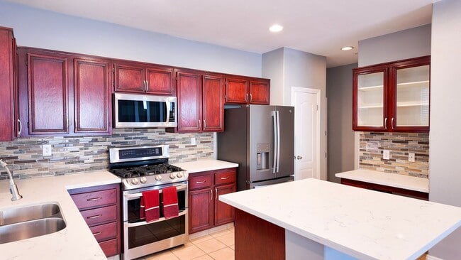 Photo - Save on Rent - Half Off Rent if move By No...