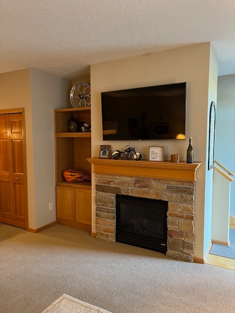 Photo - 10931 Goodhue St NE