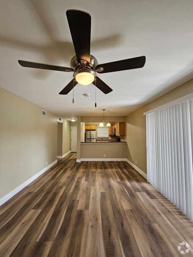 Building Photo - 1601 Balfour Point Dr Unit H Rental