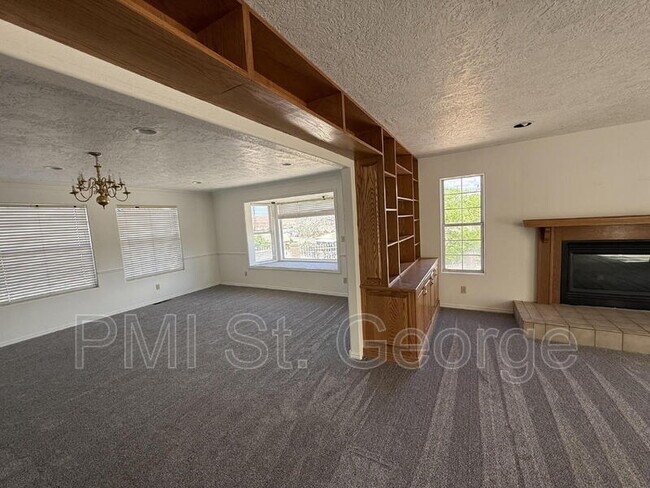 Photo - 2506 W Grandview Dr