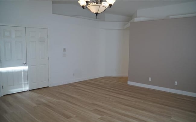 Photo - 389 Foster Springs Rd