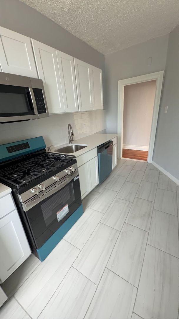 1111 - Trefoil Manor