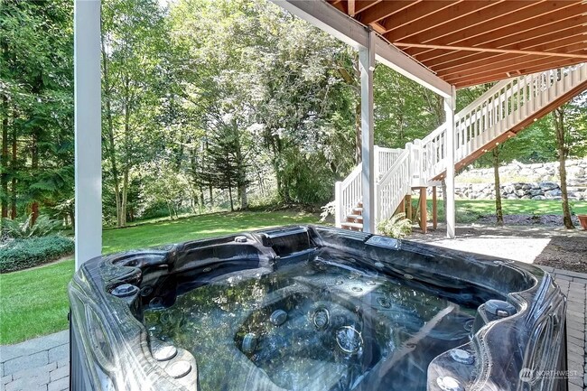 Photo - 5 bedroom 4 bath 4024 sq ft house on large...