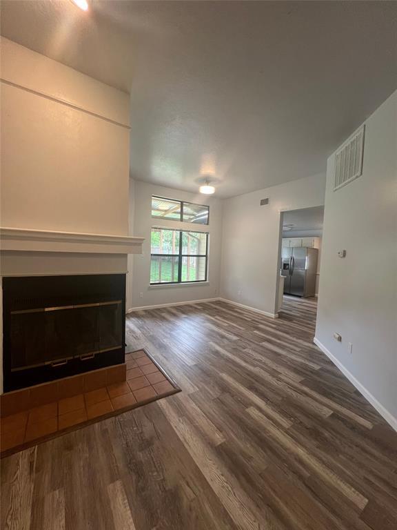 Photo - 1401 River Oak Dr