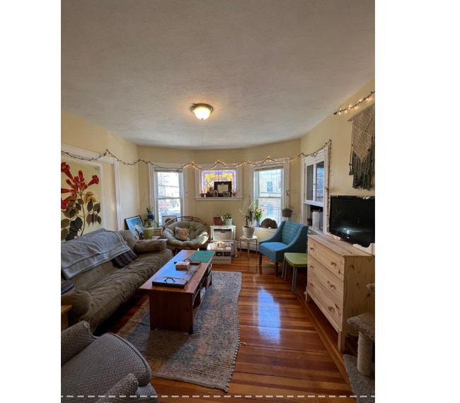 Photo - 2 Gilson Ter Unit 1