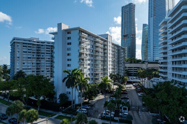 1408 Brickell Bay Dr - Brickell Bay Towers Condominium